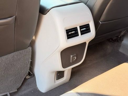 Used 2021 GMC Terrain SLT FWD image 13
