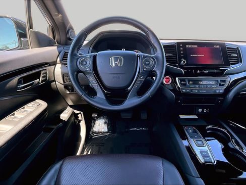 Used 2023 Honda Ridgeline Black Edition image 5
