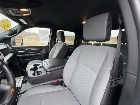 Used 2024 RAM 3500 Big Horn image 43