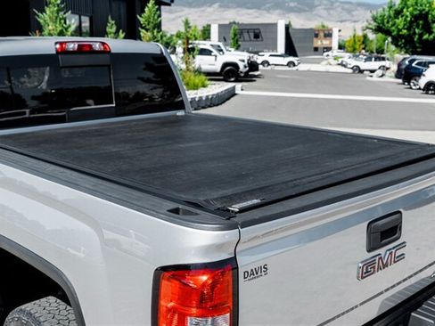 Used 2019 GMC Sierra 2500 Denali w/ Duramax Plus Package AWD/4WD image 13