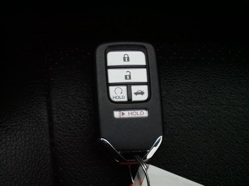 Used 2017 Honda Accord EX-L image 31