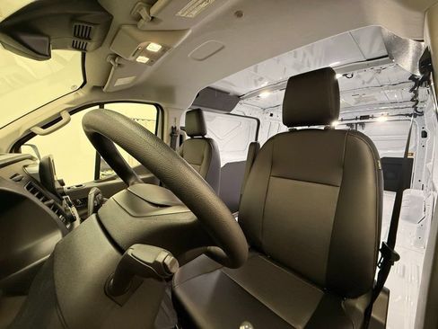 Used 2024 Ford Transit 250 Low Roof RWD image 14