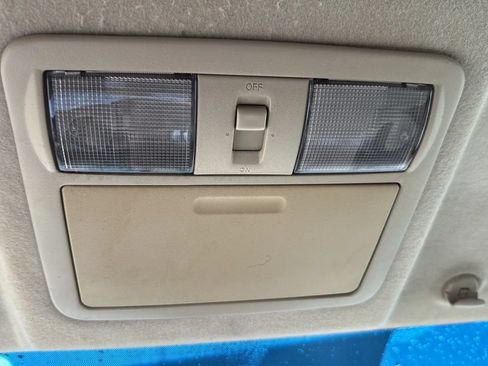 Used 2005 Nissan Frontier SE RWD image 34