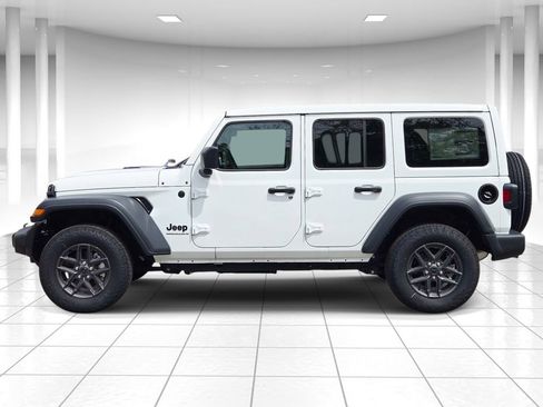 Certified 2025 Jeep Wrangler Unlimited Sport AWD/4WD image 6
