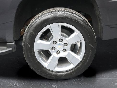Used 2018 Chevrolet Tahoe LT AWD/4WD image 13