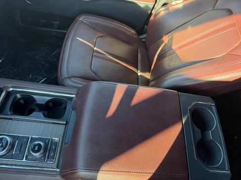 Used 2024 Ford Expedition Max Limited image 14