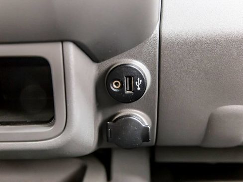 Used 2019 Nissan Frontier SV RWD image 24