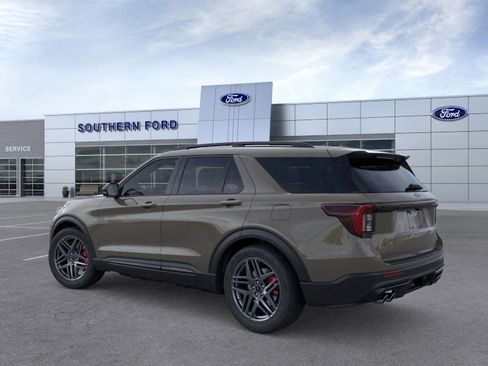 New 2026 Ford Explorer ST w/ Sun And Sound Package image 4