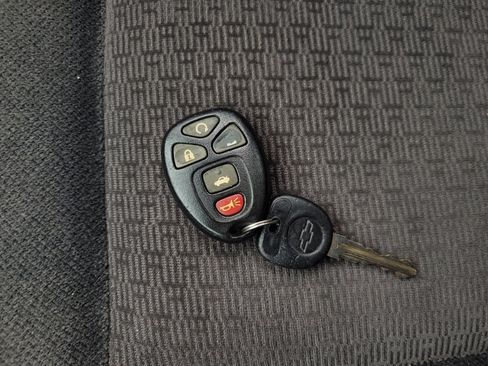 Used 2014 Chevrolet Impala LT w/ LT Sunroof Package FWD image 32