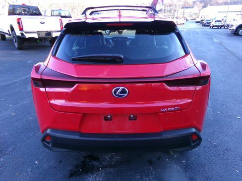 Used 2021 Lexus UX 250h w/ Premium Package image 9