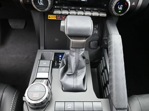 Certified 2026 Toyota 4Runner Limited AWD/4WD image 28