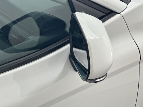 Used 2025 Toyota Camry LE image 8