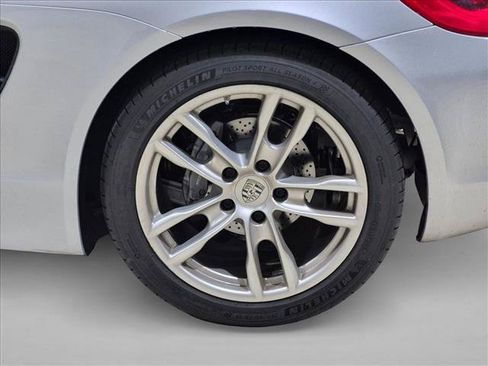 Used 2015 Porsche Boxster RWD image 9