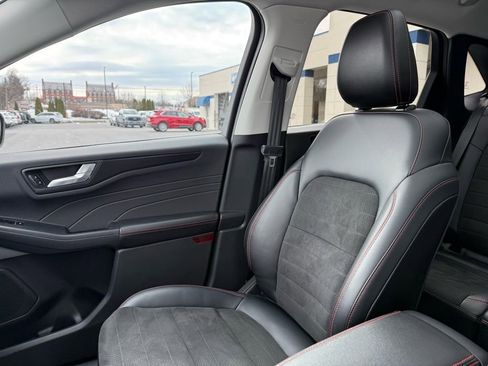 Used 2022 Ford Escape SEL w/ SEL Stealth AWD Package image 24