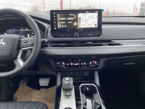 New 2026 Mitsubishi Outlander SEL AWD/4WD image 14