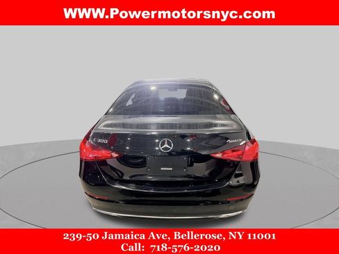 Used 2022 Mercedes-Benz C 300 4MATIC Sedan w/ Pinnacle Trim Package image 3
