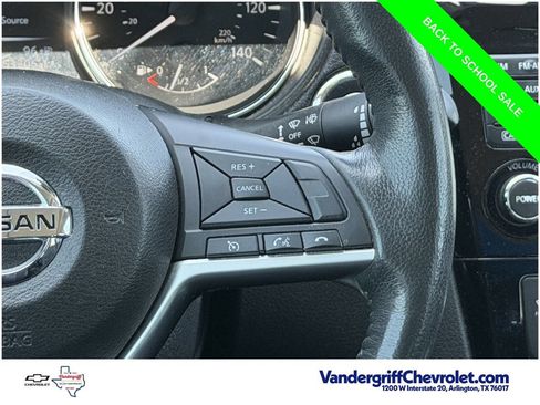 Used 2017 Nissan Rogue SL w/ SL Premium Package FWD image 14
