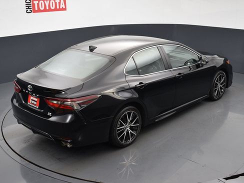 Used 2024 Toyota Camry SE AWD/4WD image 19