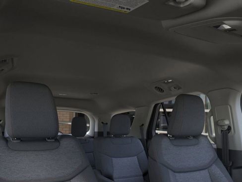 New 2026 Ford Explorer Active image 24
