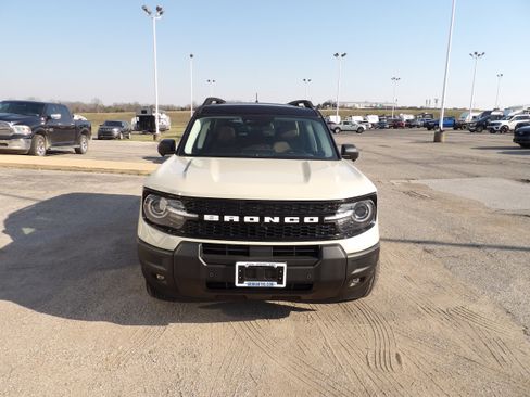 Used 2025 Ford Bronco Sport Outer Banks w/ Outer Banks Tech Package+ image 4