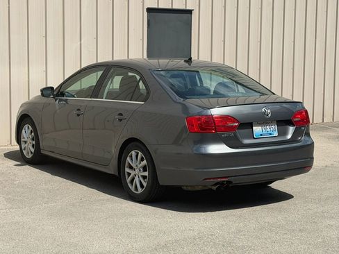 Used 2014 Volkswagen Jetta SE FWD image 5