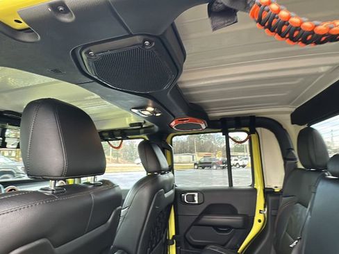 Used 2023 Jeep Gladiator Mojave w/ LED Lighting Group image 18