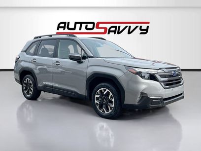 Used 2025 Subaru Forester Premium w/ Convenience Package #1