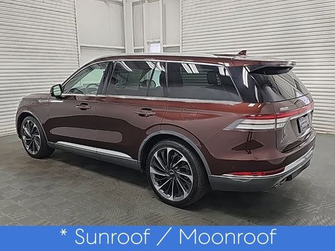 Used 2020 Lincoln Aviator Reserve w/ Equipment Group 202A image 6
