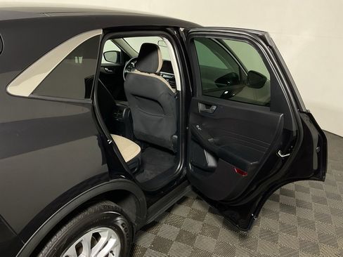 Used 2021 Ford Escape SE image 31