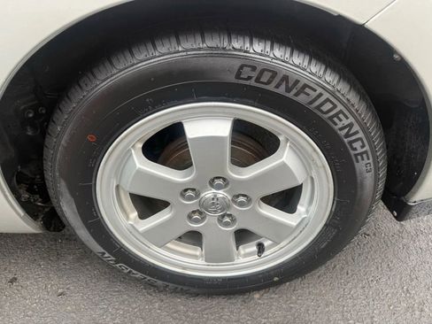 Used 2005 Toyota Prius image 25