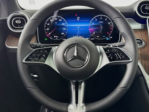 New 2026 Mercedes-Benz GLC 300 4MATIC image 17