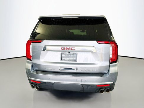 Used 2022 GMC Yukon XL Denali AWD/4WD image 6