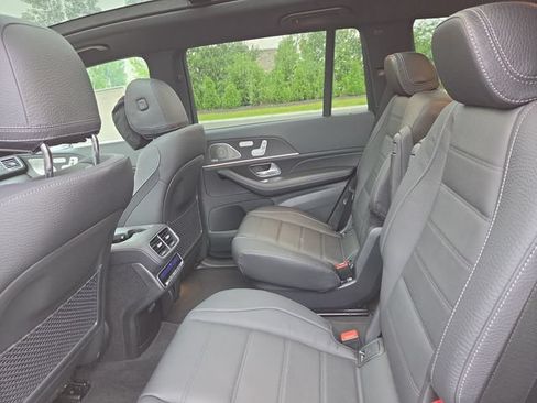 New 2026 Mercedes-Benz GLS 450 4MATIC image 30