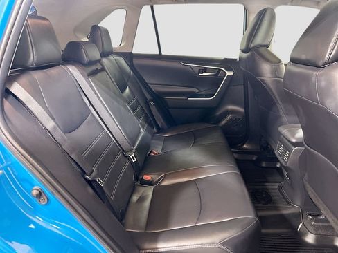 Used 2021 Toyota RAV4 XLE Premium FWD image 24