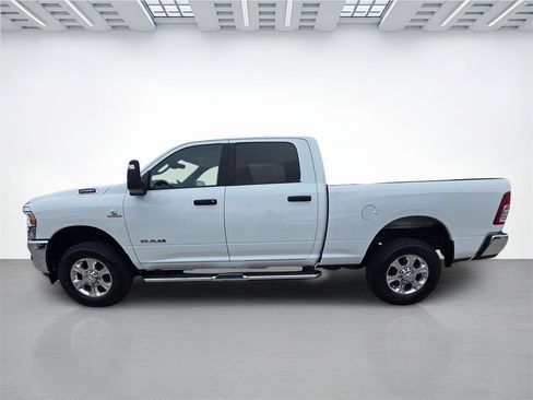 Used 2024 RAM 2500 Big Horn w/ Off Road Package image 6