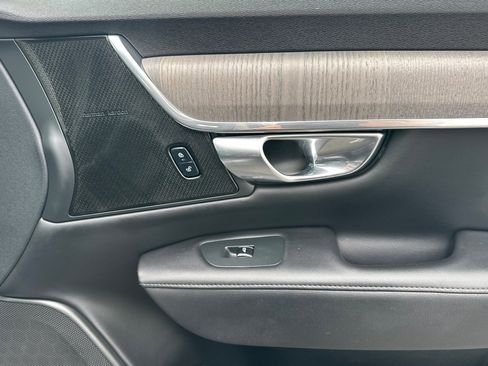 Certified 2023 Volvo S90 B6 Plus w/ Protection Package Premier image 19