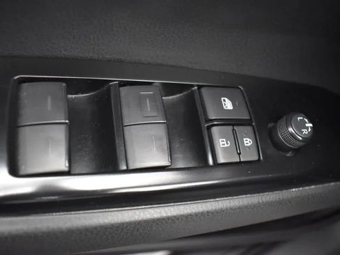 Used 2025 Toyota Camry LE image 21