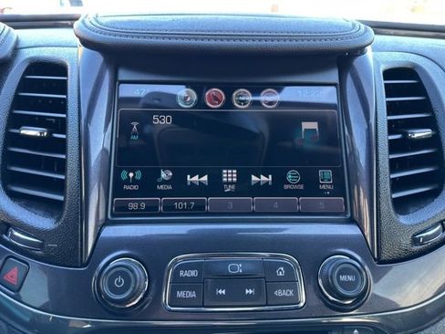 Used 2016 Chevrolet Impala LTZ w/ Enhanced Convenience Package image 38