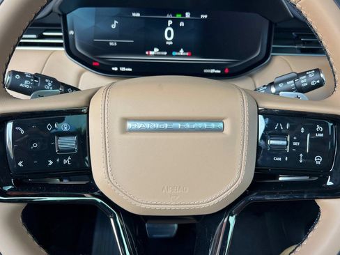 New 2026 Land Rover Range Rover Sport Dynamic SE AWD/4WD image 8