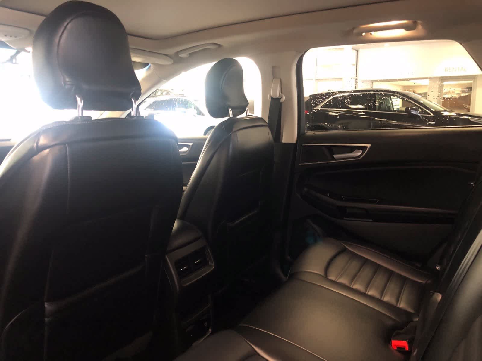 Used 2017 Ford Edge SEL w/ Equipment Group 201A AWD/4WD image 7
