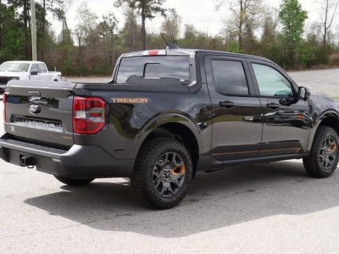 New 2025 Ford Maverick Tremor image 7