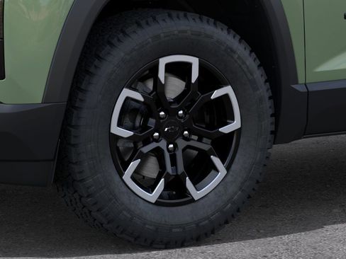New 2026 Chevrolet Equinox ACTIV w/ Convenience Package III AWD/4WD image 9