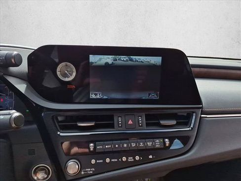 Used 2022 Lexus ES 350 w/ Premium Package FWD image 14