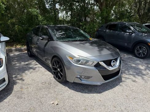 Used 2016 Nissan Maxima Platinum FWD image 2