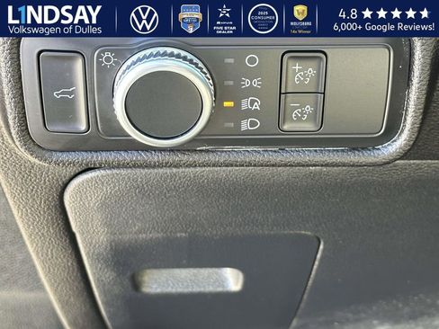 Used 2022 Ford Explorer Base image 25