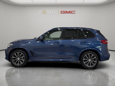 Used 2019 BMW X5 xDrive40i w/ M Sport Package image 4