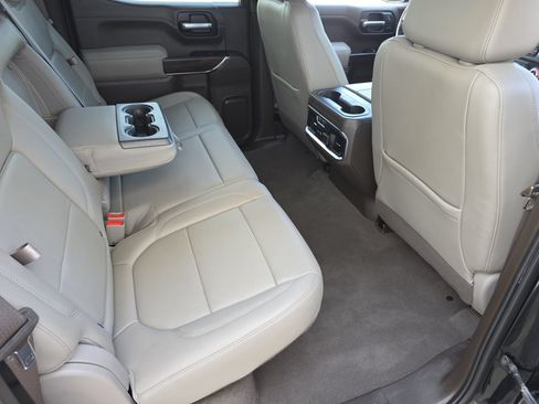 Used 2020 GMC Sierra 1500 SLT RWD image 27