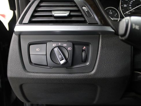 Used 2015 BMW 320i Sedan image 26