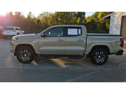 Used 2024 Chevrolet Colorado Z71 w/ Z71 Convenience Package 2 image 5
