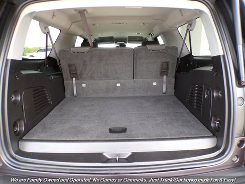 Used 2015 GMC Yukon XL SLE w/ Convenience Package image 9